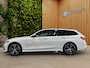 BMW 3-Serie Touring 330e xDrive | Achteruitrijcamera | Apple Carplay/Android Auto|telefoonintegratie premium | Audio installatie premium