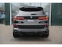 BMW X5 xDrive50e | M Sportpakket Pro | | Integral Active Steering | Driving Assistant Professional | Innovation Pack | Head-Up display | Parking Assistant Professional | Elektrische Trekhaak | Comfort Stoelen | Harman/kardon Surround Sound System | Soft Close | 22" styling 742M |