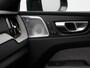 Volvo XC60 2.0 T8 Plug-in hybrid AWD Ultra Dark PHEV, Automaat, 21 inch, Panoramadak, Bowers&Wilkins audio, Stoelverwarming, Stuurverwarming, Trekhaak semi elektrisch wegklapbaar, Gelaagde- en getinte ramen