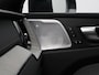 Volvo XC60 2.0 T8 Plug-in hybrid AWD Ultra Dark PHEV, Automaat, 21 inch, Panoramadak, Bowers&Wilkins audio, Stoelverwarming, Stuurverwarming, Trekhaak semi elektrisch wegklapbaar, Gelaagde- en getinte ramen