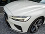 Volvo V60 2.0 T8 Twin Engine 390PK AWD R-Design / Memory / Adaptive / Bliss / CarPlay / Camera / Stoelverwarming