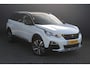 Peugeot 5008 1.2 PureTech Blue Lease Premium Automaat 7 Persoons | Panoramadak | Adaptieve cruise control | Navigatie | Apple Carplay / Android auto | Parkeersensoren rondom | Lichtmetalen velgen | Rijstrooksensor | Keyless entry + start | Rijk uitgevoerde 7 zitter! |