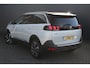 Peugeot 5008 1.2 PureTech Blue Lease Premium Automaat 7 Persoons | Panoramadak | Adaptieve cruise control | Navigatie | Apple Carplay / Android auto | Parkeersensoren rondom | Lichtmetalen velgen | Rijstrooksensor | Keyless entry + start | Rijk uitgevoerde 7 zitter! |