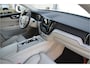 Volvo XC60 2.0 T8 Twin Engine AWD Inscription Trekhaak (2.100kg), Pano, Leder, HUD, Luchtvering