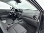 Hyundai Kona 1.6 GDI HEV Comfort Smart | 18" lm-wielen | Navigatie | Camera | Adaptive cruise | Bluelink app | Parkeersensoren |