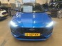 Ford Focus Wagon 1.0 EcoBoost Hybrid ST Line | Groot scherm (Sync 4) | Panoramadak | Adaptieve Cruise | Dodehoeksensoren | Stoel/stuur voorruitverwarming | Camera | All-seasonbanden | Dealeronderhouden