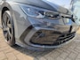 Volkswagen Golf 1.5 eTSI R-Line | DSG | Schuifdak | IO/Light | Black style | Harman Kardon