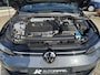 Volkswagen Golf 1.5 eTSI R-Line | DSG | Schuifdak | IO/Light | Black style | Harman Kardon