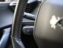 Peugeot 2008 SUV Allure 130 pk | AppleCarPlay/AndroidAuto | Armsteun | Climate Control | Adaptive Cruise Control | Camera | FULL LED | Navigatie | LMV | Parkeersensoren | Privacy Glass | Isofix |