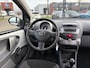 Toyota Aygo 1.0-12V Comfort Navigator | 1e Eigenaar | Airco | Navigatie | Elek. ramen | AUX | 12 maanden garantie! |