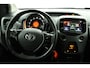 Toyota Aygo 1.0 VVT-i x-joy cabrio | Climate Control | Camera | Groot Scherm | Lichtmetalen Velgen | Red Pack |