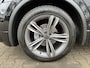 Volkswagen Tiguan 1.5 TSI HIGHLINE. BUSINESS. R-LINE. CARPLAY, TREKHAAK. ELEKTR. A.KLEP. ALL IN prijs!