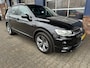 Volkswagen Tiguan 1.5 TSI HIGHLINE. BUSINESS. R-LINE. CARPLAY, TREKHAAK. ELEKTR. A.KLEP. ALL IN prijs!