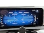 Mercedes-Benz A-klasse 220 Premium | AMG | SFEERVERLICHTING | ACHTERUITRIJCAMERA| STOELVERWARMING |