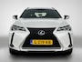 Lexus UX 250h Business Line | NL dealeronderhouden | PDC rondom |