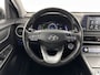 Hyundai Kona Electric EV Comfort 39 kWh [ 3-Fase-11kW] {SOH-98%} (INCL-BTW) *HEATPUMP | DIGI-COCKPIT | ADAPTIVE-CRUISE | CARPLAY | DAB | LANE-ASSIST | KEYLESS | COMFORT-SEATS | CCS-FASTLOADER | SHIFTPADDLES | 17"ALU*