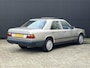 Mercedes-Benz 200-Serie 200-500 230 E