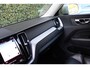 Volvo XC60 2.0 T8 Twin Engine AWD Inscription | PANO DAK | ELEKTR STOEL | STOELVERWARMING | 19'' LMV | VOLLEDIG OH! | ELEKTR KLEP | CAMERA