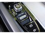 Volvo XC60 2.0 T8 Twin Engine AWD Inscription | PANO DAK | ELEKTR STOEL | STOELVERWARMING | 19'' LMV | VOLLEDIG OH! | ELEKTR KLEP | CAMERA