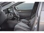 Volkswagen Golf Variant 1.5 TSI R-Line Panoramadak / Stoel en stuurverwarming / Trekhaak elektrisch /