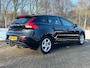 Volvo V40 2.0 T3 Nordic+ | Achteropkomend verkeer waarschuwing | Audio installatie | Buitenspiegels elektrisch verstel- en verwarmbaar