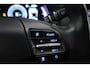 Hyundai Kona Electric EV Premium 64 kWh 3- Fase SOH 96,2% | Warmtepomp | Camera | Navigatie | Head-Up Display | Leer