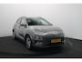 Hyundai Kona Electric EV Premium 64 kWh 3- Fase SOH 96,2% | Warmtepomp | Camera | Navigatie | Head-Up Display | Leer