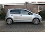 Volkswagen Up! 1.0 TSI BMT High up! 90 PK Camera PDC Stoelverwarming Bluetooth 17''