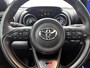 Toyota Yaris 1.5 Hybrid GR Sport | Panoramadak | Blind Spot Monitor | Voorstoelen Verwarmd | Stuurwiel verwarmd |