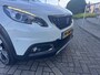 Peugeot 2008 1.2 PureTech 110pk EAT6 Allure / Camera / JBL-Audio / Panoramadak / Navigatie /