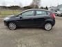 Ford Fiesta 1.0 Style Ultimate | Climate Control | Voorruitverwarming | Metallic lak | Lichtmetalen Velgen | Parkeersensoren achter