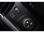 Renault Captur 1.2 TCe Helly Hansen Automaat | Navigatie | Camera | Trekhaak | Cruise Control | Climate Control