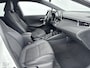 Toyota Corolla 1.8 Hybrid Dynamic | Voorstoelen Verwarmd | Draadloze Telefoonlader | Parkeercamera Achter |
