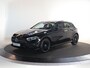 Mercedes-Benz A-klasse 250e Business Solution AMG | Panoramaschuifdak | Premium plus | Head-Up | Stoelverwarming | Achteruitrijcamera |  MULTIBEAM LED |