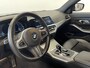 BMW 3-Serie 320e High Executive M-sport Full-led VCP Navigatie 19"LM
