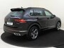 Volkswagen Tiguan 1.4 TSI eHybrid R-Line Business | SoH 100% | Keyless | Parkeerassistent | Navigatie | Dodehoek detectie | Adaptieve cruise control | Achteruitrijcamera | 3-zone airco |