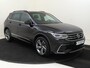 Volkswagen Tiguan 1.4 TSI eHybrid R-Line Business | SoH 100% | Keyless | Parkeerassistent | Navigatie | Dodehoek detectie | Adaptieve cruise control | Achteruitrijcamera | 3-zone airco |