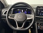 Volkswagen T-Roc 1.0 TSI Life | Stoelverwarming | Navigatie | Climate Control | Parkeersensoren V+A |