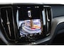 Volvo XC60 2.0 T8 PHEV AWD R-Design|Acc|Stuur & Stoelverwarming|