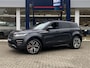 Land Rover Range Rover Evoque 1.5 P300e AWD Autobiography / Automaat / NL-Auto / 1e-Eigenaar / Dealer-Onderhouden / Vol-Leder / Alcantara-Dakhemel / Open-Panodak / Stuur- en Stoelverwarming / Meridian-Audio / Camera-Binnenspiegel / Elektr.-Stoelen met Geheugen / Matrix LED / Adaptieve Cruise-Control / Dodehoek-Detectie / PDC / Rondom-Camerazicht / Apple-Carplay & Android-Auto / Elektr.-Achterklep / Keyless / DAB / Navi / 20'' LMV / ENZ.