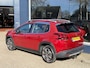 Peugeot 2008 1.2 Turbo 110 PK Allure Vol-Automaat | Navigatie | Trekhaak 1250 KG | Panorama-dak | JBL Audio | DAB | Climate Control | Cruise Control | Beetje lakverkleuring | Hoge Zitpositie | Dakrails | Parkeersensoren | Lichtmetalen Velgen.