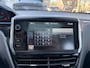 Peugeot 2008 1.2 Turbo 110 PK Allure Vol-Automaat | Navigatie | Trekhaak 1250 KG | Panorama-dak | JBL Audio | DAB | Climate Control | Cruise Control | Beetje lakverkleuring | Hoge Zitpositie | Dakrails | Parkeersensoren | Lichtmetalen Velgen.