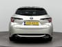 Toyota Corolla Touring Sports 2.0 Hybrid Executive Plus | Panoramadak | Stuur- en stoelvewrwarming |
