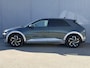 Hyundai Ioniq 5 Lounge 73kWh Automaat / SOH 100% / Panoramadak / Afneembare Trekhaak / WLTP 481 km / Warmtepomp / HUD / BOSE / 360 Camera / Apple Carplay & Android Auto / Elektr Stoelen + memory / Stoel Verwarming + Ventilatie / Navigatie / Adaptieve Cruise / DAB / Dodehoek Detectie /