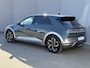 Hyundai Ioniq 5 Lounge 73kWh Automaat / SOH 100% / Panoramadak / Afneembare Trekhaak / WLTP 481 km / Warmtepomp / HUD / BOSE / 360 Camera / Apple Carplay & Android Auto / Elektr Stoelen + memory / Stoel Verwarming + Ventilatie / Navigatie / Adaptieve Cruise / DAB / Dodehoek Detectie /