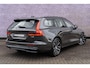 Volvo V60 2.0 T6 Plug-in hybrid AWD Plus Dark | Sportstoelen | Trekhaak | Harman Kardon Audio | 360 Camera | Stuur-/Stoelverwarming |