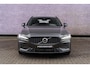 Volvo V60 2.0 T6 Plug-in hybrid AWD Plus Dark | Sportstoelen | Trekhaak | Harman Kardon Audio | 360 Camera | Stuur-/Stoelverwarming |