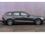 Volvo V60 2.0 T6 Plug-in hybrid AWD Plus Dark | Sportstoelen | Trekhaak | Harman Kardon Audio | 360 Camera | Stuur-/Stoelverwarming |