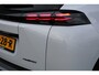 Peugeot 2008 1.2 Hybrid 136 GT | Automaat | Navigatie | Camera | Mild Hybrid | Adaptieve cruise control | Nieuw model |