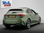 Mercedes-Benz A-klasse 200 Business Solution AMG | Pano/Dak | Widescreen | Stoelverwarming | Camera